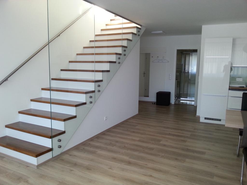 Penthouse Griemann 2 Fuer Max 4 Personen Mit Eigener Grosser Dachterrasse Zum Relaxen! Illmitz Extérieur photo