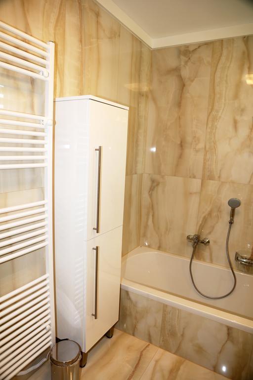 Penthouse Griemann 2 Fuer Max 4 Personen Mit Eigener Grosser Dachterrasse Zum Relaxen! Illmitz Extérieur photo