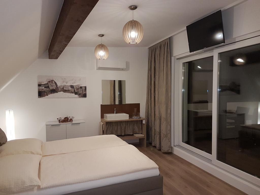 Penthouse Griemann 2 Fuer Max 4 Personen Mit Eigener Grosser Dachterrasse Zum Relaxen! Illmitz Extérieur photo