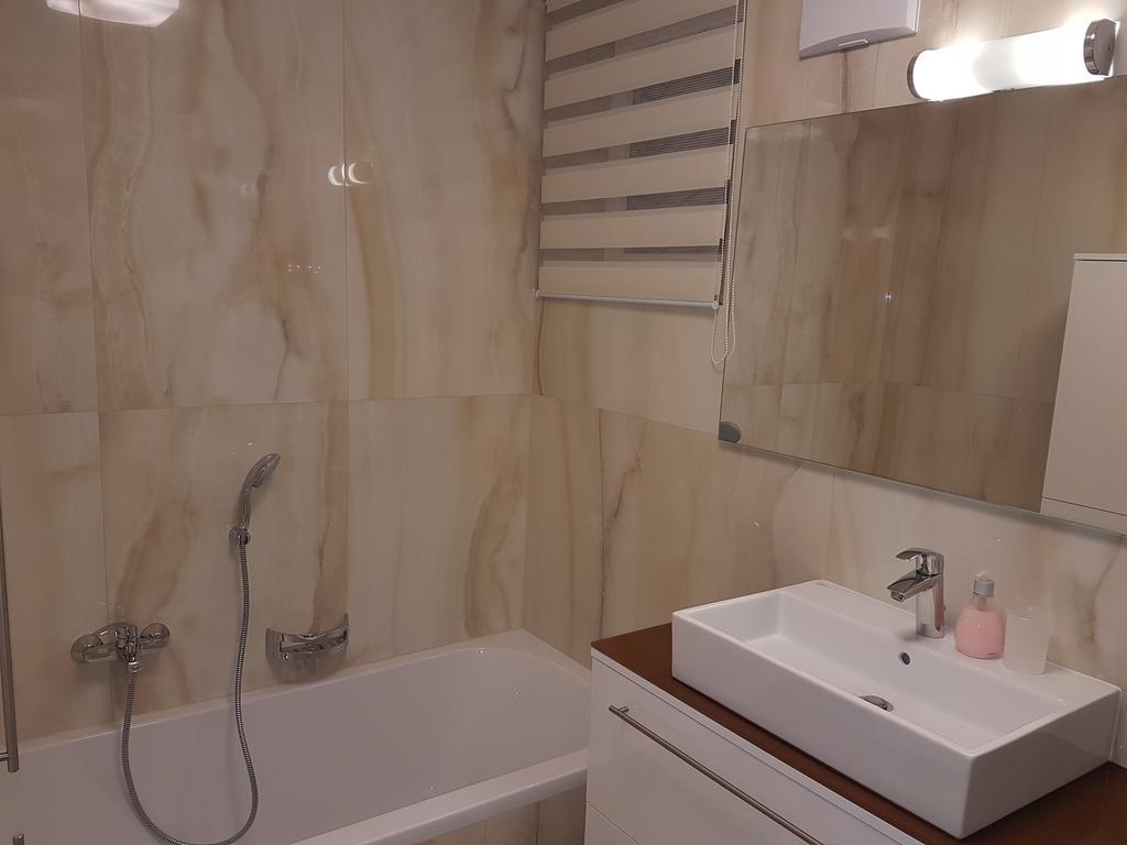 Penthouse Griemann 2 Fuer Max 4 Personen Mit Eigener Grosser Dachterrasse Zum Relaxen! Illmitz Extérieur photo